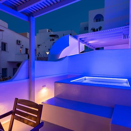 Aerenia Luxury Suites Karterados  Ngoại thất bức ảnh