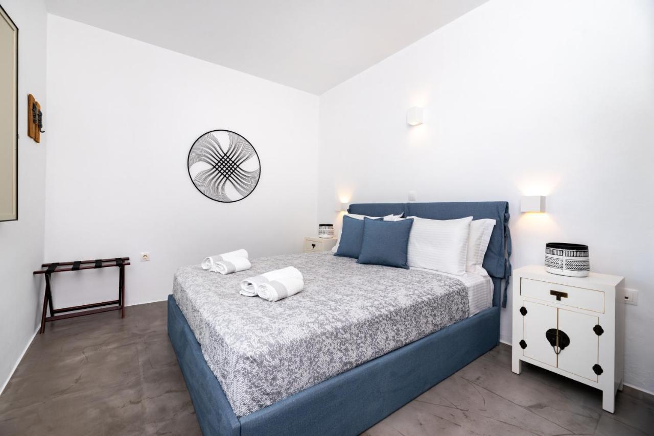 Aerenia Luxury Suites Karterados  Ngoại thất bức ảnh