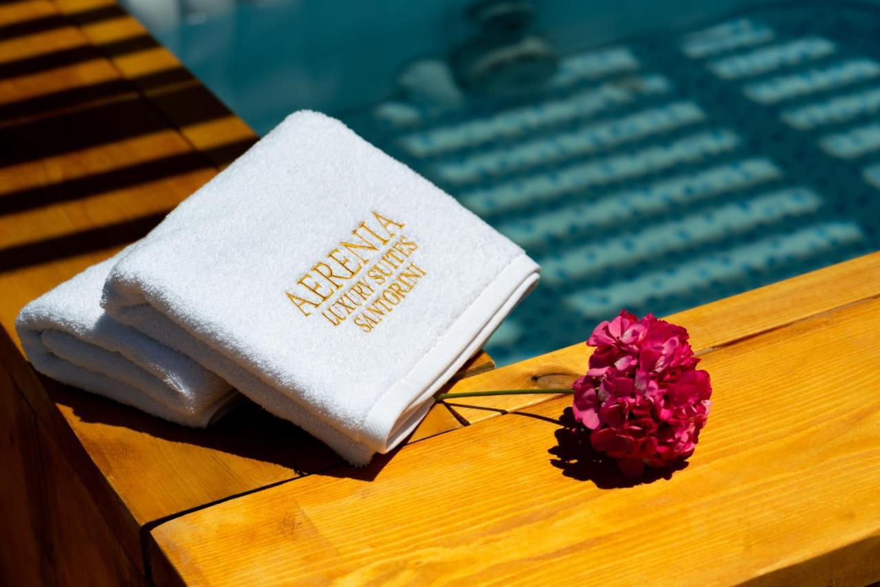 Aerenia Luxury Suites Karterados  Ngoại thất bức ảnh