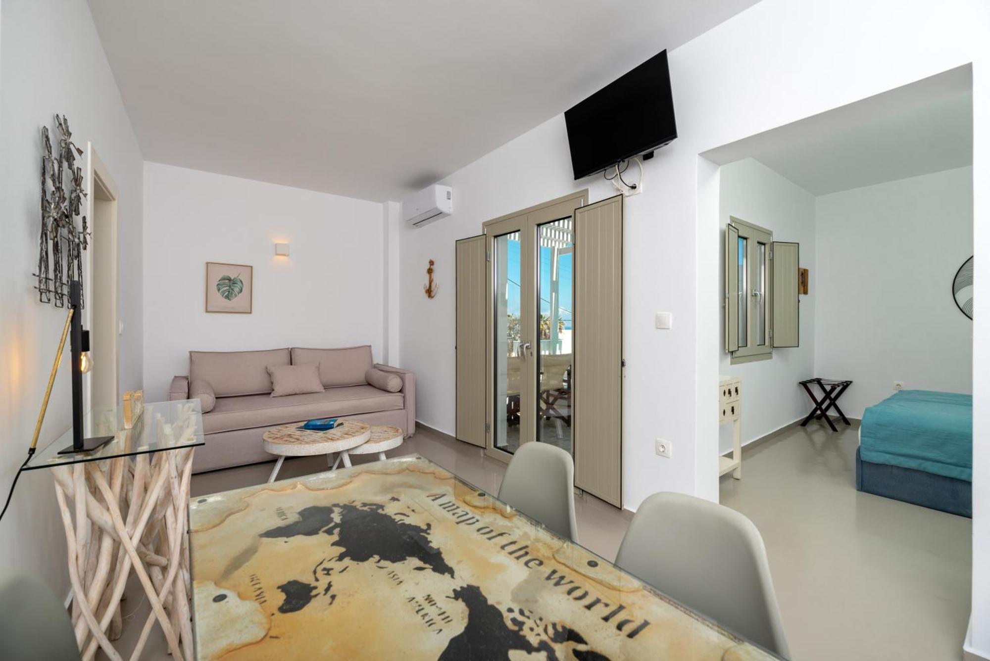 Aerenia Luxury Suites Karterados  Ngoại thất bức ảnh